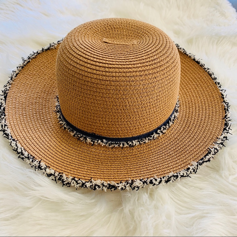 David and Young Packable Hat